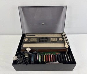 VTG Mattel Electronics Intellivision 1979-1990 With Case And 17 Games Included - Picture 1 of 12