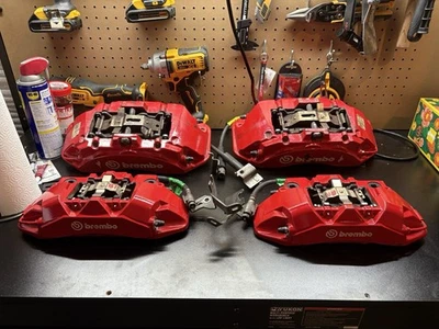 Juego de pinzas de freno delanteras y traseras Brembo Ford Mustang RH LH 2024 *1,7 K millas* rojas Foto 1 de 2