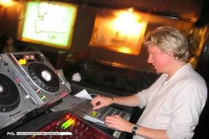 Allister Whitehead Live Classic House DJ-Sets Compilation (1990 - 1995) - Picture 1 of 7