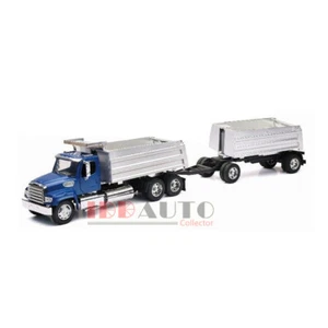 NEW RAY FREIGHTLINER 114SD TWIN DUMP TRUCK 1/32 BLUE WITH SILVER 10973 - Picture 1 of 2