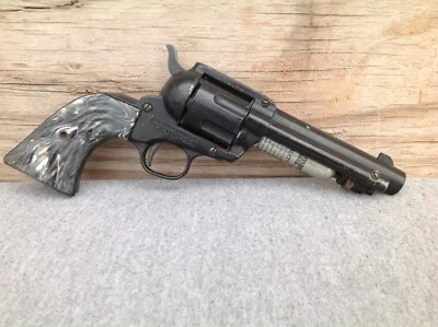 Crosman Single Action 6 .22 Cal CO2 Air Pistol - Image 1 of 4