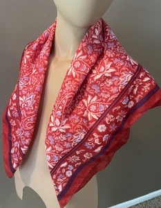 Sarah Coventry quadratischer Schal 80er Jahre, 30" x 30" rot lila Paisley - Bild 1 von 4