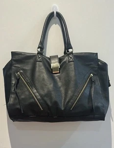 Lulu Extra Large Tote With Front Zipper Pockets Magnetic Close - Picture 1 of 9