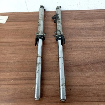 Suzuki GS 500 E - Front Forks Suspension Legs - Image 1 of 4