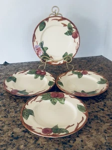 "Juego de 4 platos de almuerzo pintados a mano de manzana franciscana Inglaterra prístina 9-3/8""" - Imagen 1 de 8