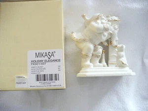 AAB- Mikasa Holiday Elegance Porcelain Figure Santa's Secret FK001 #202 - Imagen 1 de 10