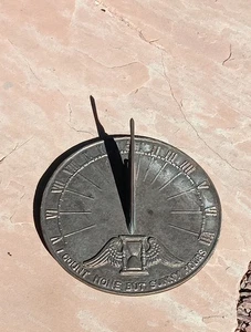 Reloj de sol romano Virginia Metalcrafters hierro fundido latón 5 en 23-2-9 1/2  - Imagen 1 de 10