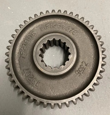 M35 M185 DANA SPICER 3052  30-8-35 TRANSMISSION GEAR 7521006 - Image 1 of 4