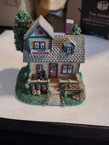 Tully's  General Store  Christmas Village  Handcrafted Collectible AH03-A - Picture 1 of 6