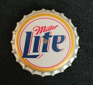 Miller Lite Beer Pin Pinback Button 1 1/4 Diameter - Picture 1 of 3