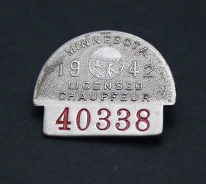 1942 MINNESOTA Licensed Driver chauffeur badge pinback pin #40338 - Picture 1 of 3