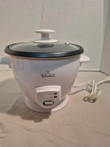 Rival 6 Cup Rice Cooker - Picture 1 of 7