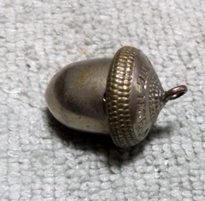 Vintage Antique Advertising Metal Button WE USE ACORN STOVES - Picture 1 of 5