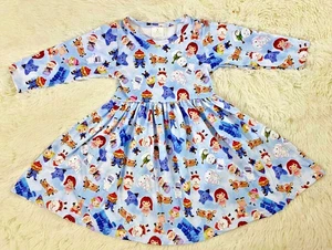 Neu Boutique Mädchen S (2T) Rudolph and the Land of Misfit Toys Langarm Kleid - Bild 1 von 4