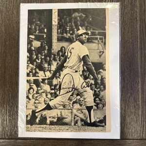 Dick Allen Signed 7 X 11 Magazine Page Photo Philadelphia Phillies Autograph - Picture 1 of 2