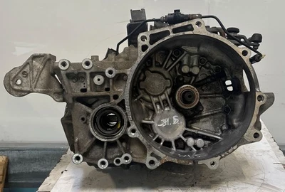 Schaltgetriebe für Mitsubishi Outlander MK2 2,0 DI-D BSY 2500A092 W6MBA-1-ACZC - Image 1 of 4