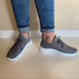 Gravasphere leichte atmungsaktive Stretch Mesh Sneaker Schaumstoffsohle grau 7/8/9/10 - Bild 1 von 10