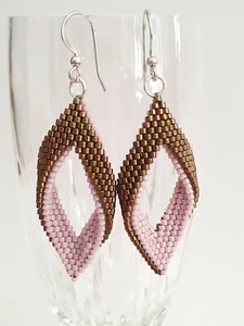 Pendientes DoubleLeaf hechos a mano en peyote de Delica Beads, plata 925, bronce rosa - Imagen 1 de 17