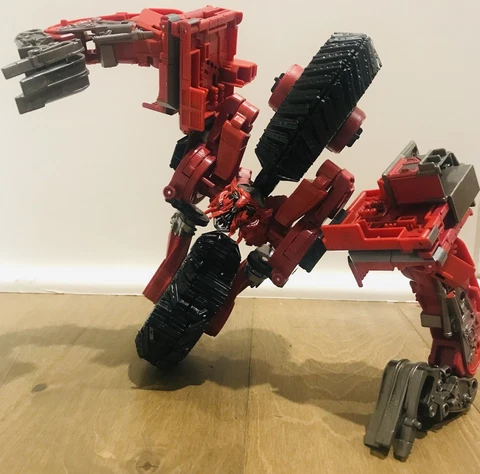 transformers studio series scavenger Cover
