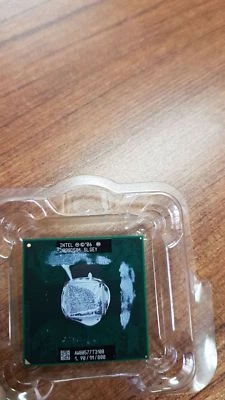 Intel Celeron  Processor   AW80577GG0371M 1M Cache 1.9 GHz BGA CPU - Image 1 of 2