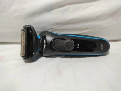 Braun Electric Shaver for Men, 5S Model 5762, Wet & Dry Shave, Turbo Shaving - Image 1 of 4