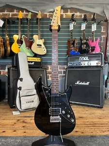 Line 6 Variax JTV-69 Black 2011 Electric Guitar - Picture 1 of 14