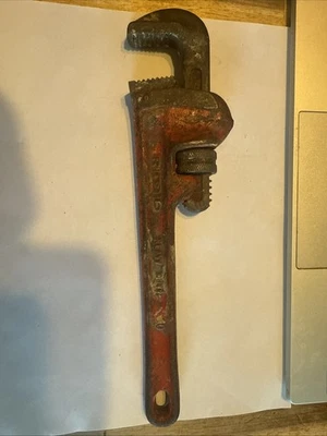 VINTAGE RIGID 10" Heavy Duty Pipe Wrench USA The Ridge Tool Co. Elyria Ohio - Image 1 of 4