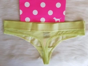 Victoria's Secret PINKER SAMT-TANGA-HÖSCHEN MEDIUM GRÜN FRÜHLING NEU MIT ETIKETT - Bild 1 von 9