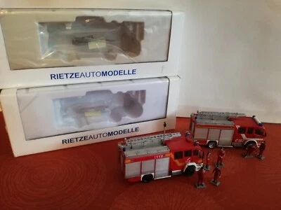 ✅ 2 Camion pompieri scala 1/87, elaborati con 6 figurini, per plastico/ trenini - Immagine 1 di 4