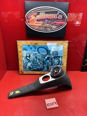 Harley Fxr Tablero Tacómetro Consola Tanque Gas Combustible Tacómetro Fxrs Plástico Fabricante Original Foto 1 de 4