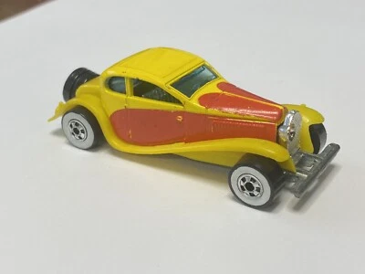 Vintage Hot Wheels Classic 1937 Yellow Bugatti (1980) White Wheel Version - Image 1 of 3