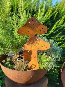 Edelrost Fliegenpilz zum Stecken Herbstdeko Pflanzen Gartendeko Rost Metall - Bild 1 von 3