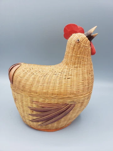 VTG. 7.5"×6"  Wicker Basket Rooster Chicken Hen Trinket Holder Box Cover