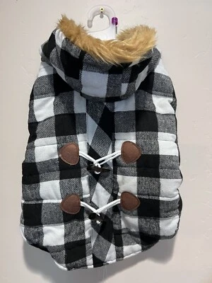 Vibrant Life Dog Clothing Jacket White Black Plaid Size M 17 In Back Length