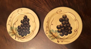 Menge 2 - Tischplatten Unlimited Vino Trauben 8 5/8" Salat Dessert Teller - Bild 1 von 3