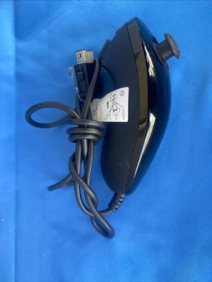 Genuine Nintendo Wii Nunchuck Remote Controller RVL-004 Black Accessory - Image 1 of 3