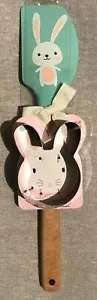 Masterclass Turquoise, White, & Pink Bunny Design Spatula & Cookie Cutter - Picture 1 of 3