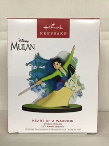 CUORE DI UN GUERRIERO ~ DISNEY MULAN ~ 2023 Ornamento Keepsake Hallmark - Foto 1 di 1