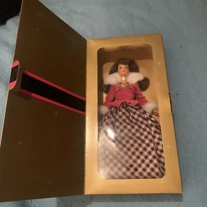 NIB BARBIE DOLL 1996 WINTER RHAPSODY BRUNETTE AVON CHRISTMAS 16873 - Picture 1 of 9