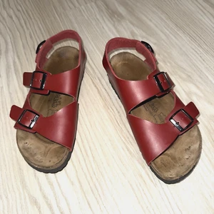 Birkenstock Birko-Flor Burgundy verstellbare Riemchen Sandalen Gr. EUR 37 / US7 - Bild 1 von 9