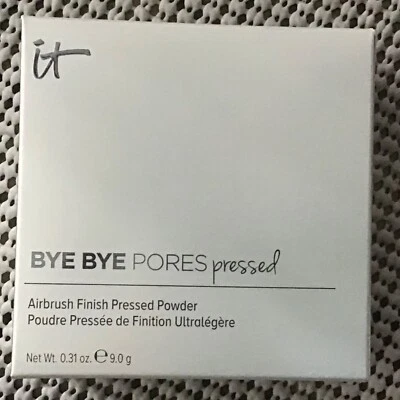 It Cosmetics Bye Bye Pores Pressed 0.3 oz Translucent Powder - Image 1 of 3