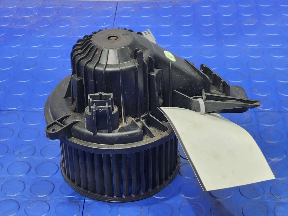 Motor soprador aquecedor traseiro GM Acadia Yukon Chevy Tahoe Traverse fabricante de equipamento original 15920865 - Imagem 1 de 4