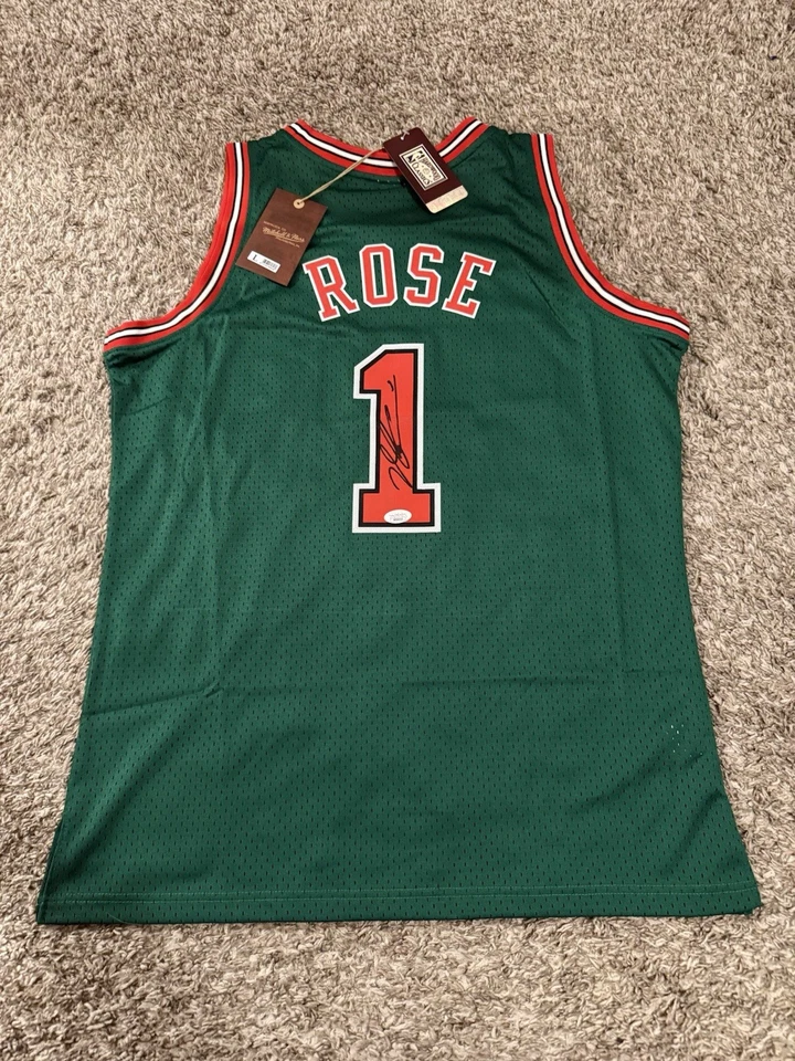Derrick Rose Signed Mitchell & Ness Jersey W/JSA COA! - Image 1 of 3