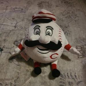 Nice Vintage Cincinnati Reds Plush Baseball - Picture 1 of 3