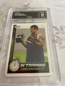 Aaron Hernandez Patriots 2010 Sage Training Rookie RC #65 grado 10 L@@K - Imagen 1 de 2
