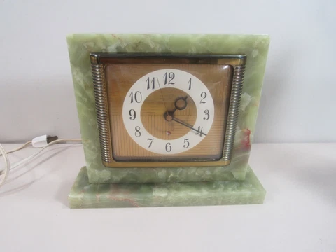 Seth Thomas Yucon Green Onyx Electric Desk Clock ~ Running Condition Cover