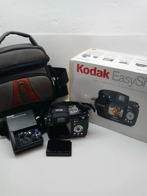 Kodak EasyShare DX6490 4.0MP Digital Camera - Black - Charger - Case- Not Tested - Image 1 of 4