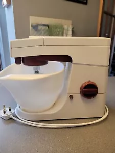 Kenwood Chef Excel A902/904 weiß mit brauner Zierleiste komplett restauriert/Liquidator - Bild 1 von 19