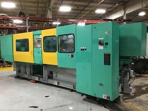 TOSHIBA 310 Ton Injection Molding Machine ISGS310WV10-19B Used #144844 - Picture 1 of 9