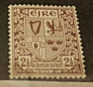 Ireland. Scott's # 110. MNH. Coat of Arms . sal's stamp store. - Picture 1 of 1